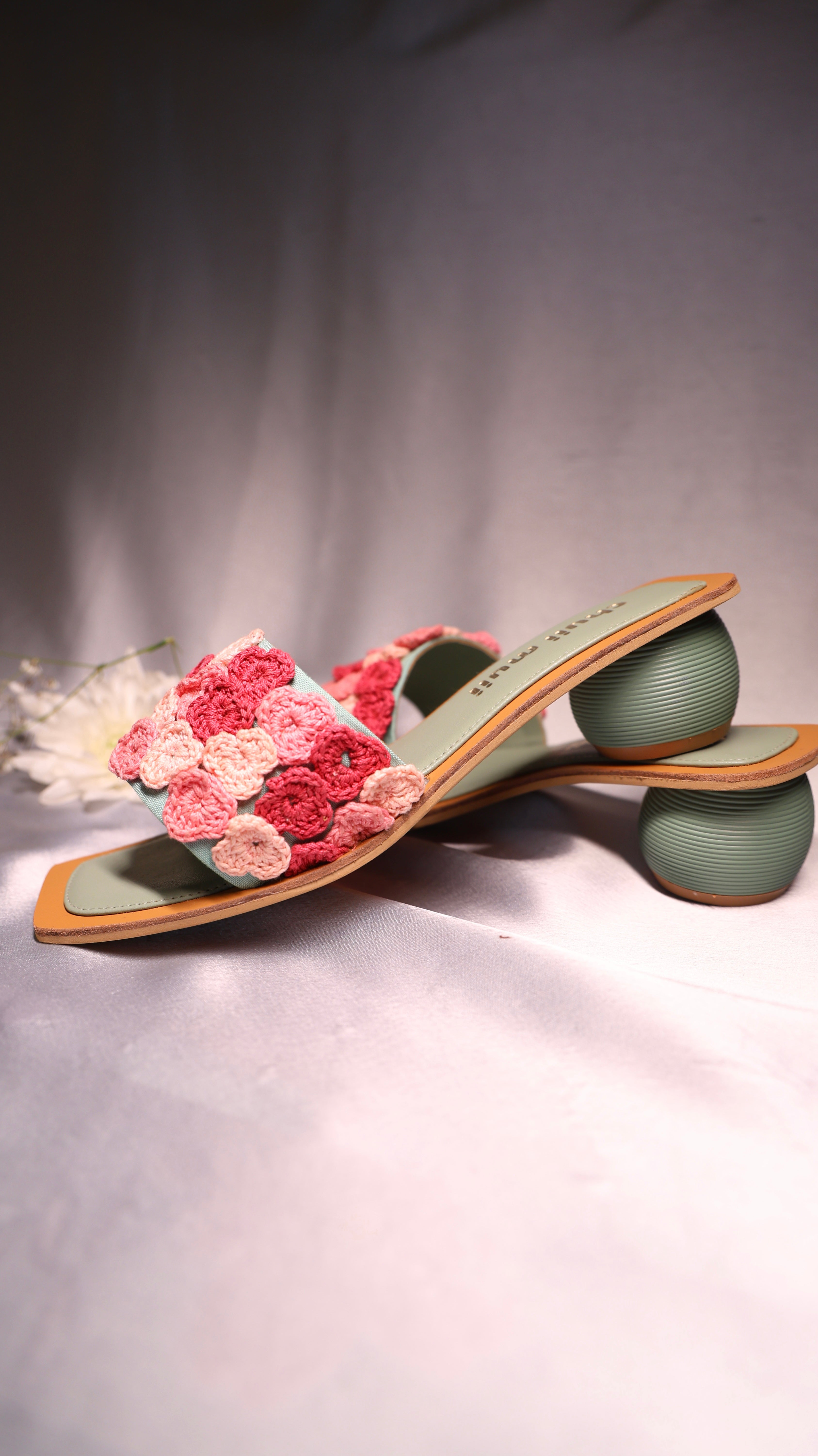 Dhage ki Kahani Heels